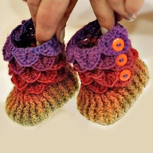 baby shoes crochet patterns - baby booties - baby gift - crochet pattern pdf - amorecraftylife.com #crochet #crochetpattern #baby