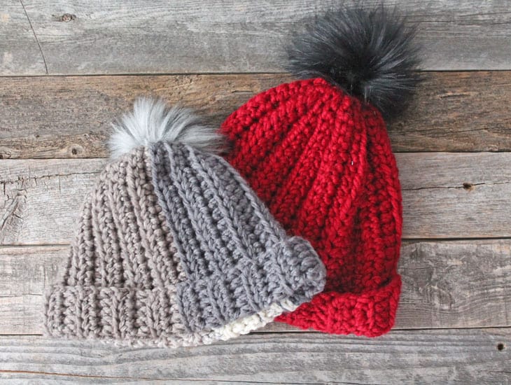 free chunky crochet hat pattern for beginners-super bulky yarn gauge 6- easy wide scarf pattern - amorecraftylife.com #crochet #crochetpattern #freecrochetpattern