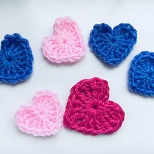 heart crochet pattern free- crochet pattern pdf - valentines day pattern- amorecraftylife.com #heart #crochet #crochetpattern #freecrochetpattern