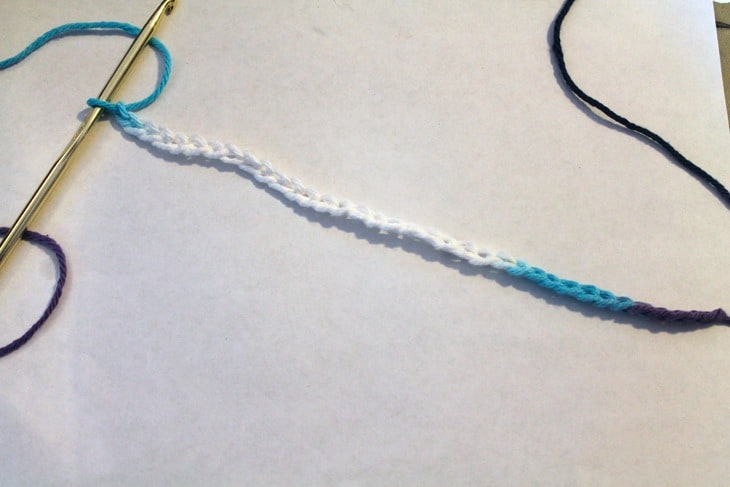 moss stitch tutorial -amorecraftylife.com #crochet #crochetpattern #diy #freecrochetpattern