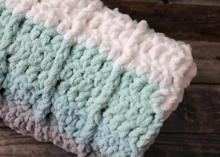 easy seafoam stripe crochet baby blanket free pattern - amorecraftylife.com -bernat blanket yarn - baby afghan - free printable crochet pattern - bernat blanket yarn #baby #crochet #crochetpattern #freecrochetpattern