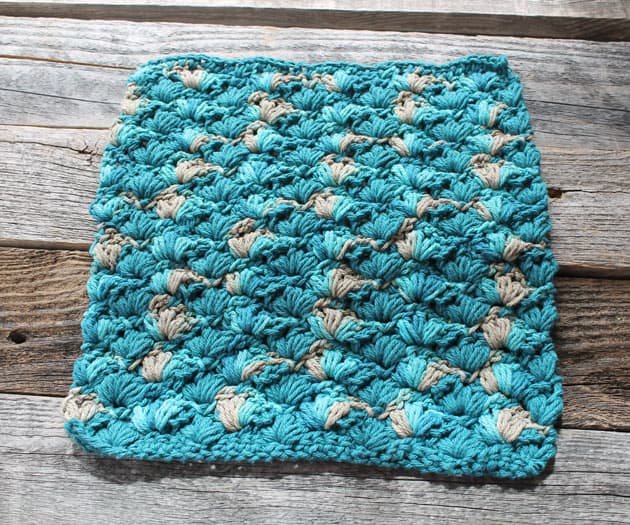 lotus stitch crochet dishcloth pattern - free printable pdf - amorecraftylife.com #crochet #crochetpattern #freecrochetpattern