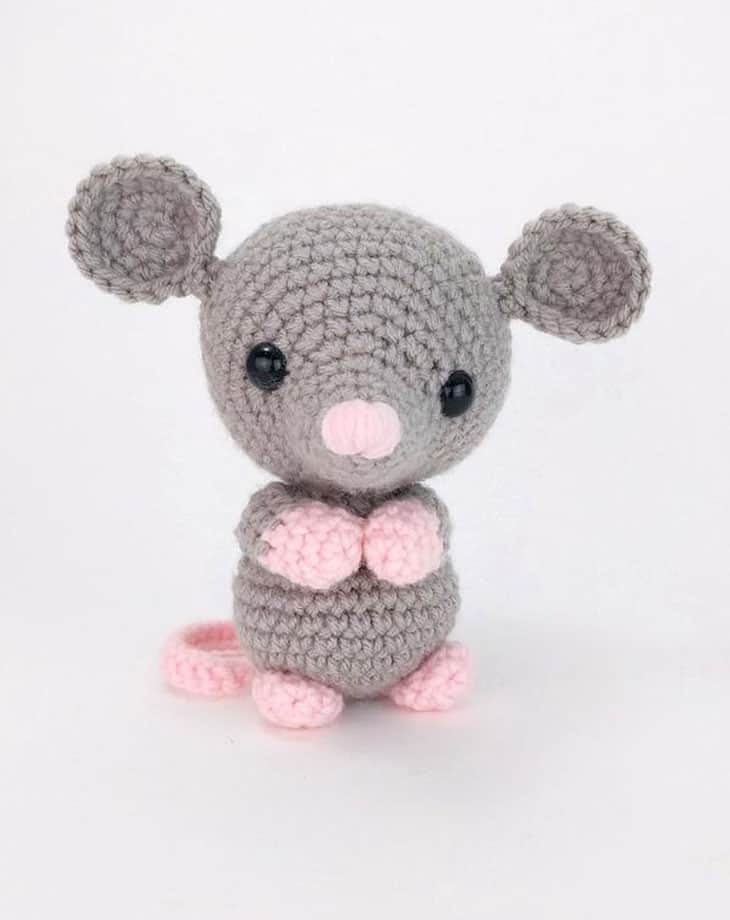 crochet mouse patterns - amigurumi crochet pattern - amorecraftylife.com #crochet #crochetpattern #diy #amigurumi