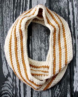 35 Free Crochet Patterns for Infinity Scarves - A More Crafty Life
