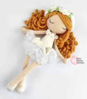 doll crochet patterns - ballerina crochet pattern pdf - amigurumi crochet pattern - amorecraftylife.com #doll #crochet #crochetpattern