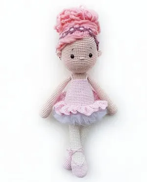 doll crochet patterns - ballerina crochet pattern pdf - amigurumi crochet pattern - amorecraftylife.com #doll #crochet #crochetpattern