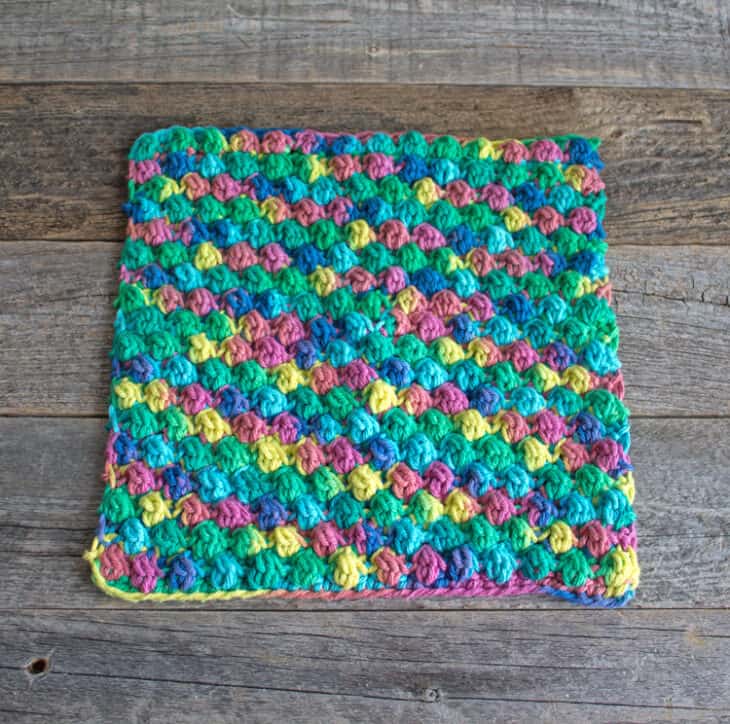 berry stitch crochet dishcloth pattern - free printable pdf - amorecraftylife.com #crochet #crochetpattern #freecrochetpattern