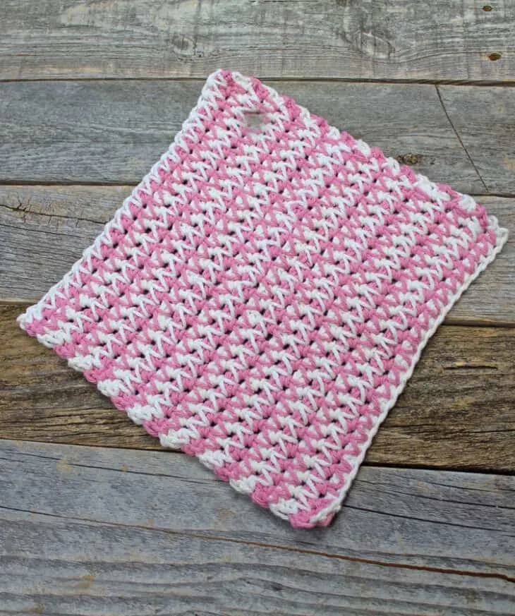 easy spike stitch crochet dishcloth pattern - free printable pdf - amorecraftylife.com #crochet #crochetpattern #freecrochetpattern