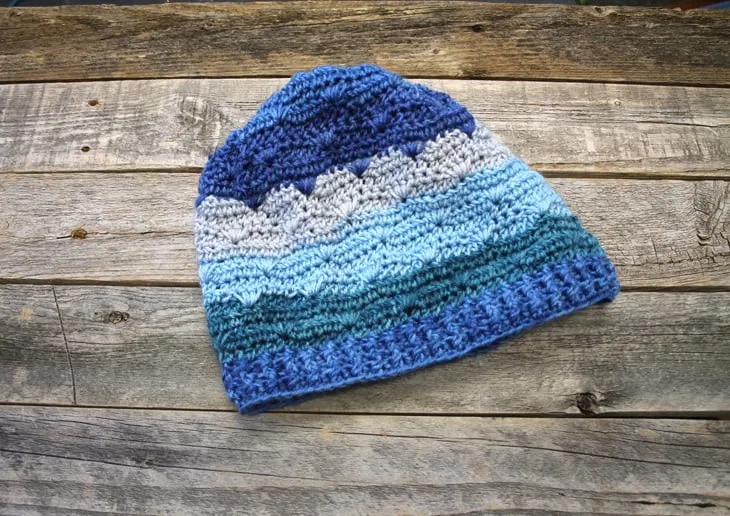 blue waves crochet -hat pattern - Free PDF- printable pdf - winter headband - amorecraftylife.com #crochet #crochetpattern #freecrochetpattern