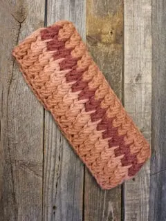 Make an chunky cowl crochet pattern. Cocoa Cowl Crochet Pattern Free PDF- printable pdf - cowl - amorecraftylife.com #crochet #crochetpattern #freecrochetpattern