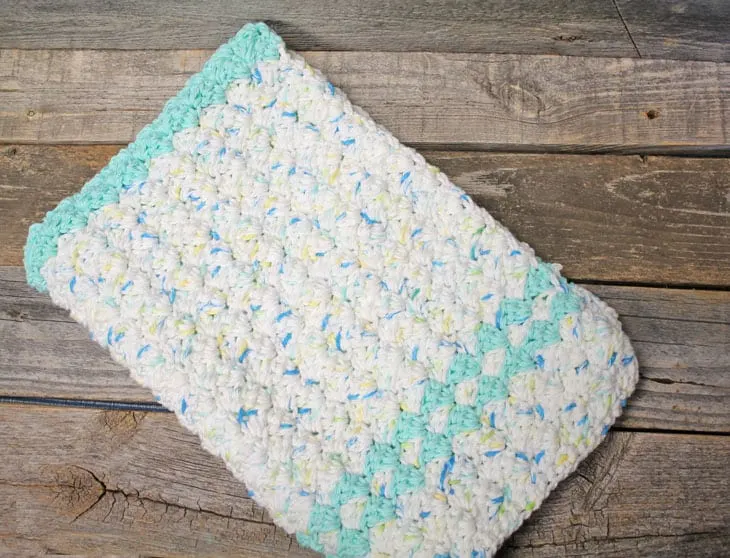 springtide cotton kitchen towel crochet pattern - free printable pdf - crocheting with cotton yarn amorecraftylife.com #crochet #crochetpattern #freecrochetpattern