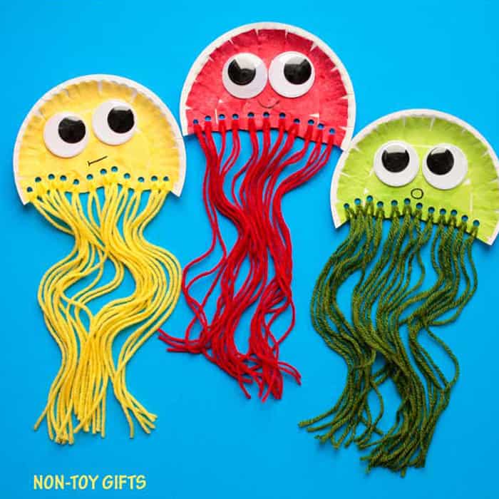 Try some of these fun and easy jellyfish crafts for kids. These would be great for an ocean theme or the letter J.