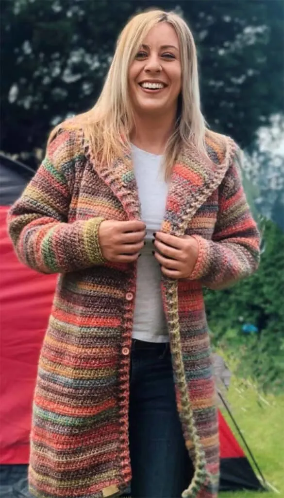 Make your own cozy pattern for a crochet cardigan. These sweaters are great for fall and winter.