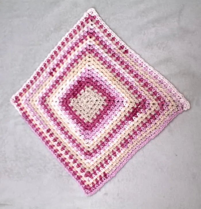 Learn how to make a moss stitch square. Turn these squares into a colorful blanket.