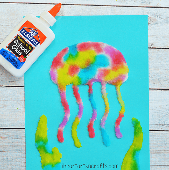 Try some of these fun and easy jellyfish crafts for kids. These would be great for an ocean theme or the letter J.
