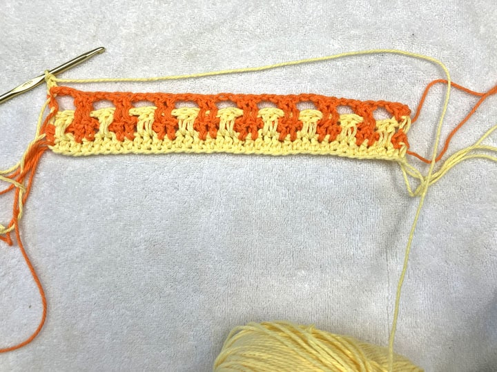 step 5 of the interlocking block stitch crochet pattern