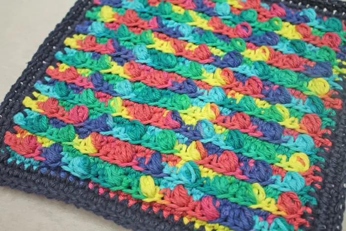 Try this easy cotton double thick pot holder crochet pattern. This easy pattern uses the puff stitch.