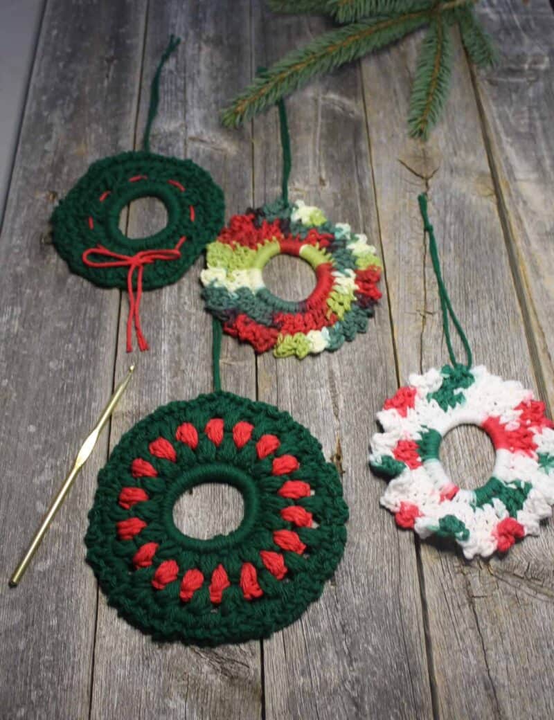 Make a colorful mini wreath ornament crochet pattern.