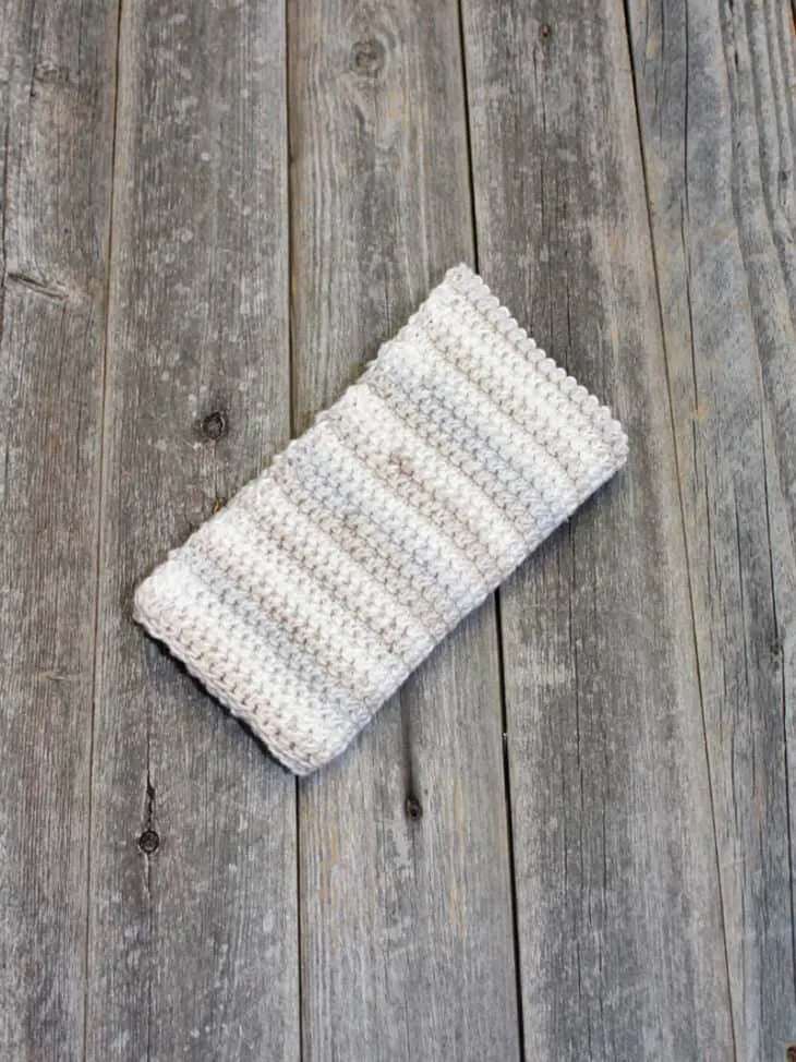 Try this double thick hot pad crochet pattern. This easy pattern uses a variation of the single crochet stitch.