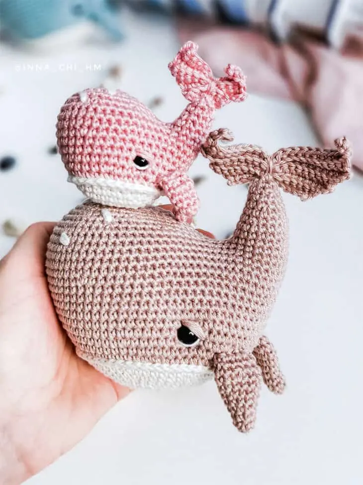 Make your own cute family of crocheted whales with this pattern.