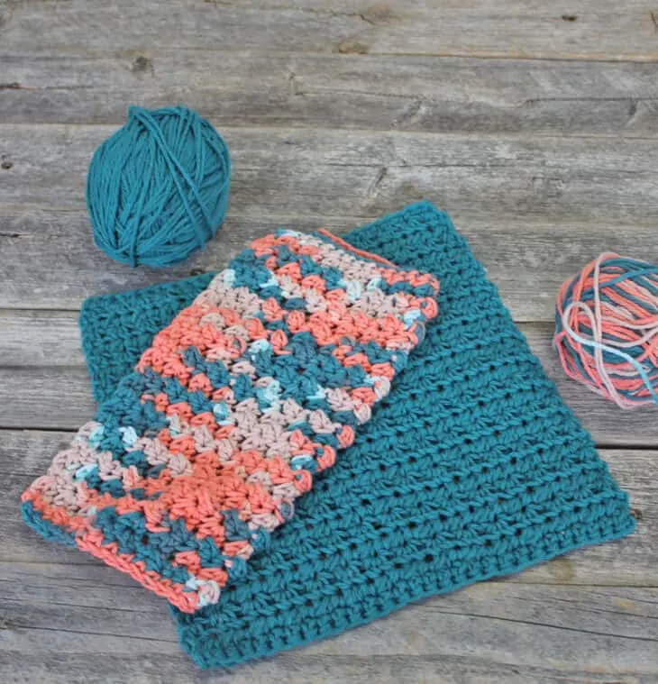 Try the Mayberry stitch tutorial with this crochet dishcloth pattern. This easy pattern is great for beginners.