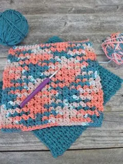 Try the Mayberry stitch tutorial with this crochet dishcloth pattern. This easy pattern is great for beginners.