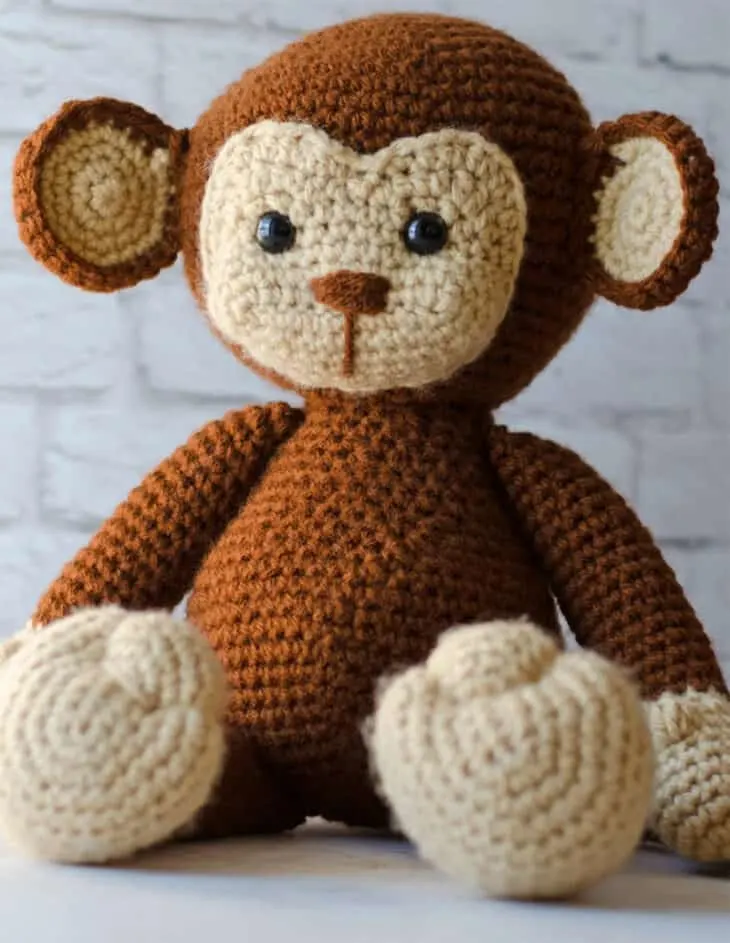 monkey crochet patterns- toy crochet pattern- amigurumi amorecraftylife.com #crochet #crochetpattern #diy