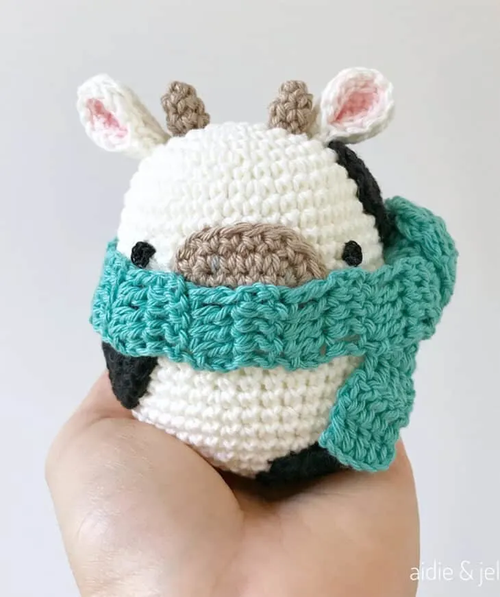 Make a cute egg shaped crochet cow.