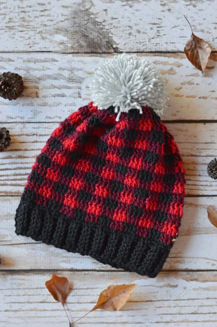 Make your own plaid winter hat with this pattern.