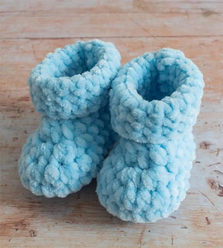 crocheted chunky baby booties