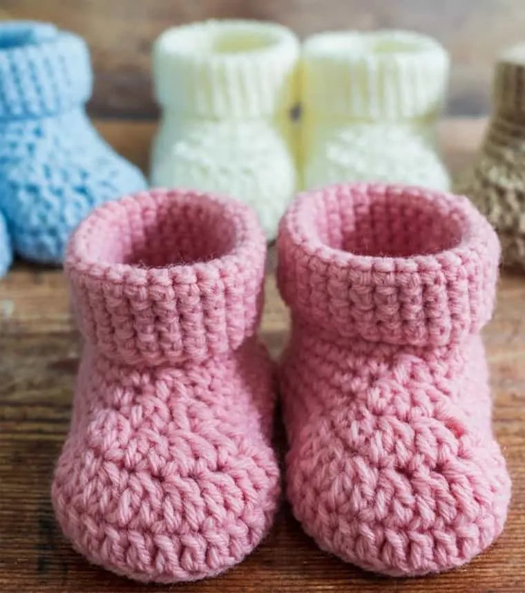 Make an easy pair of baby booties. They would be a cute addition to a baby shower gift.
