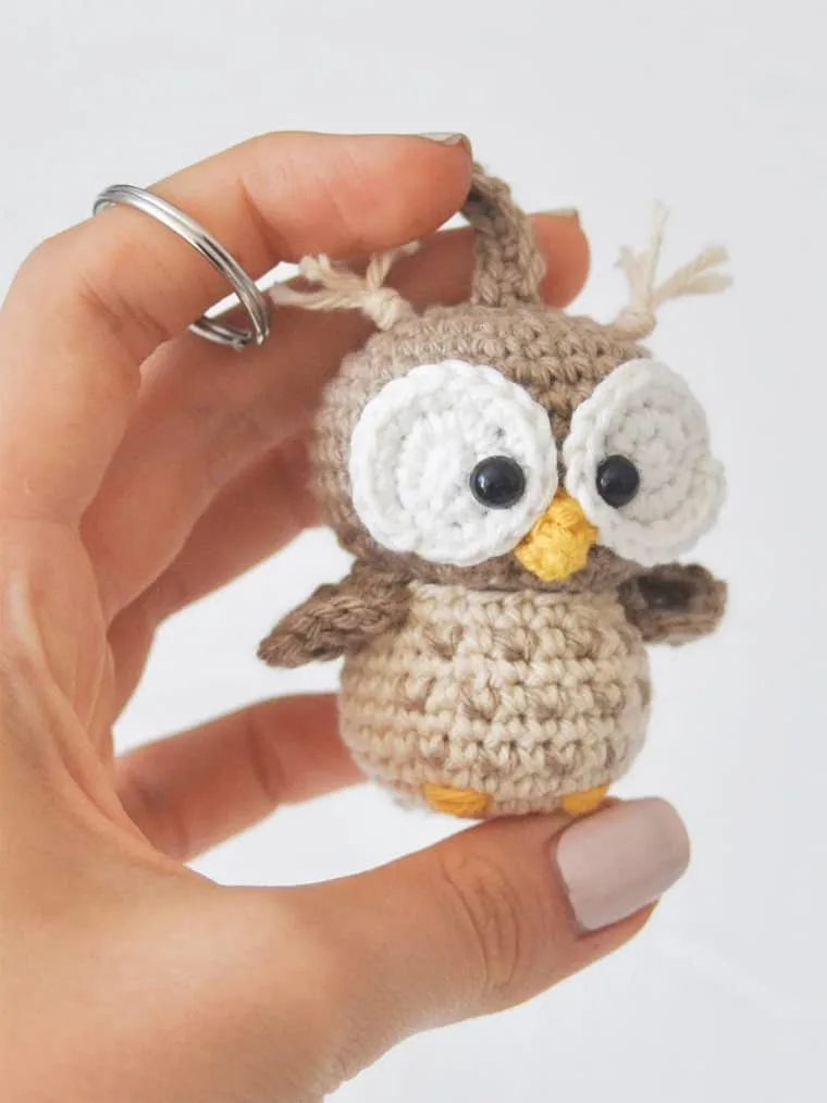 Make a cute owl keychain crochet pattern. 