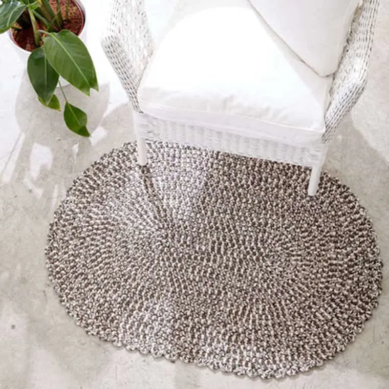 Oval crocheted rug