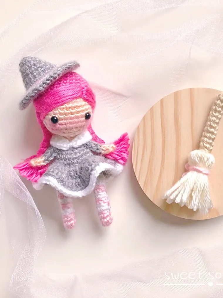 Make a cute amigurumi witch Halloween pattern.