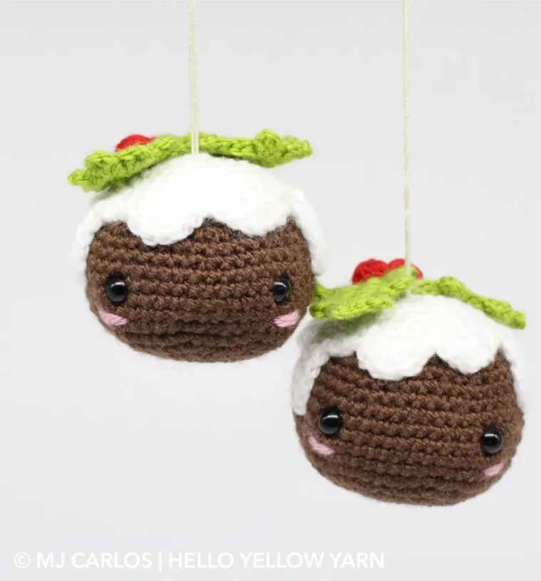 amigurumi Christmas pudding crocheted ornaments