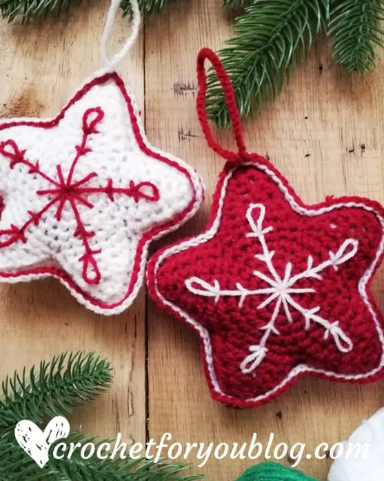 crocheted red and white Christmas star ornaments