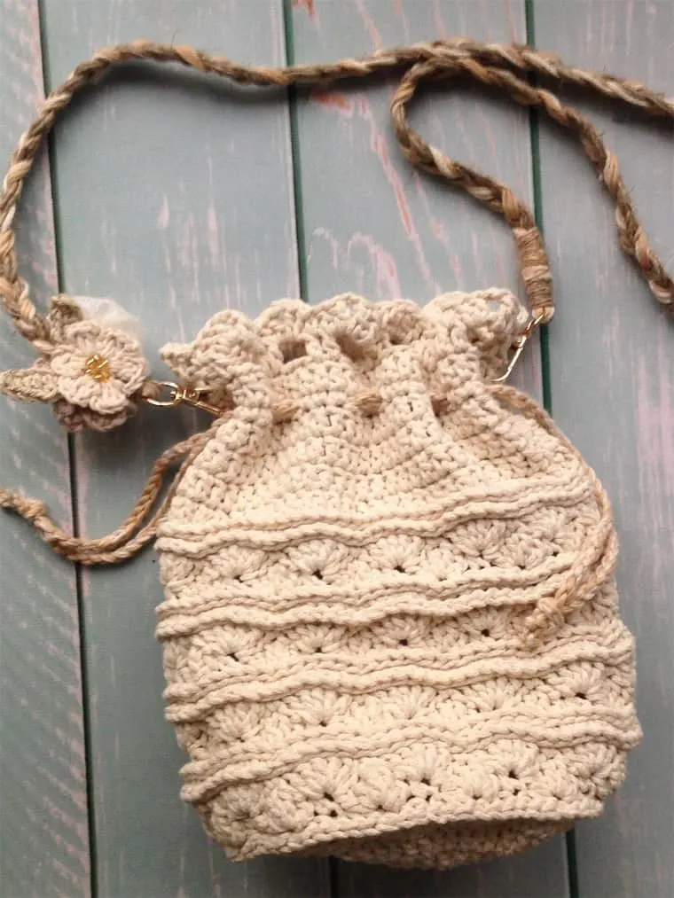 crocheted shell stitch drawstring bag