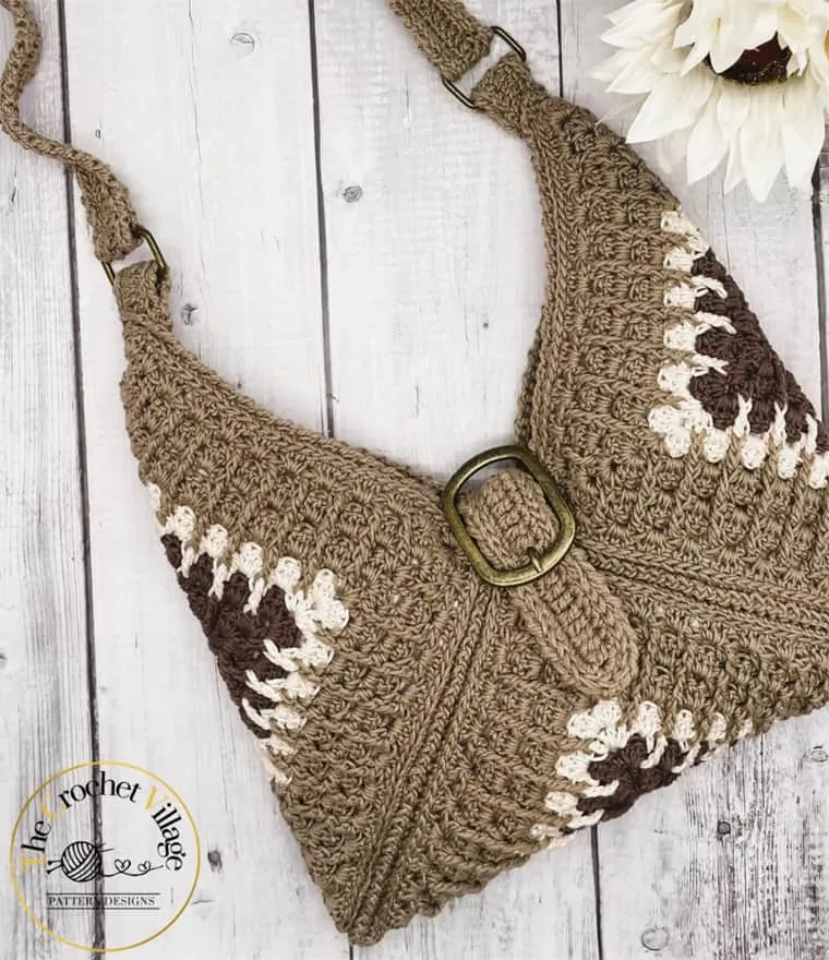 Free granny square crochet market bag pattern - Gathered