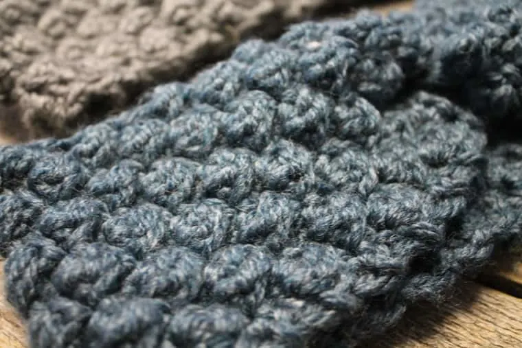 berry stitch crochet ear warmer pattern