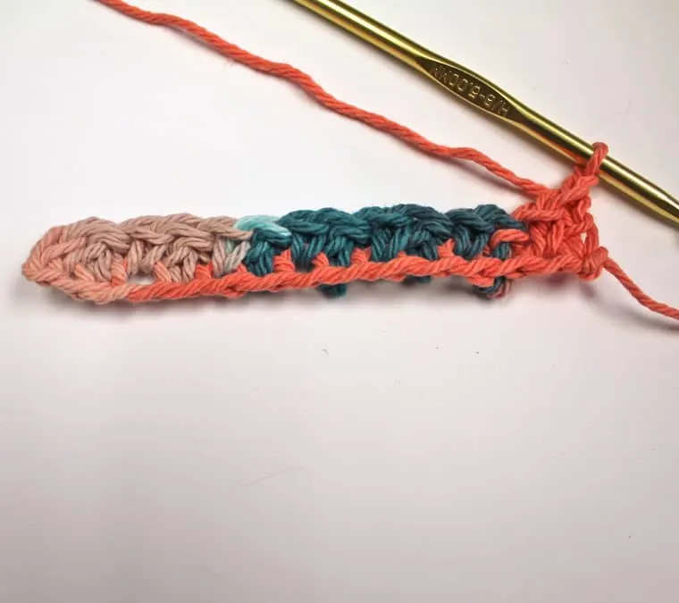 row 1 of the lemon peel crochet stitch