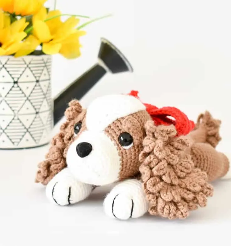 crocheted cavalier dog 