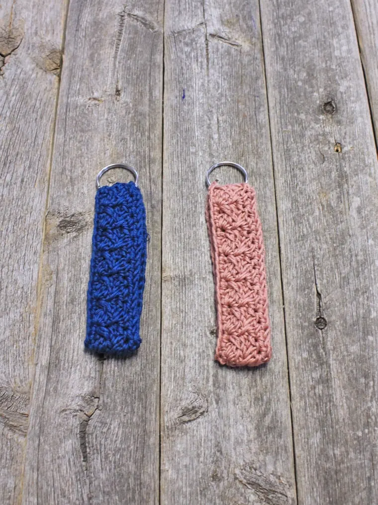 strap wristlet keychain crochet pattern