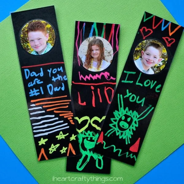 dad bookmark - fathers day kids crafts -crafts for kids- kid crafts - amorecraftylife.com #preschool #kidscraft #craftsforkids