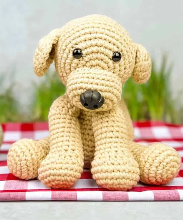 Douglas the dog crochet pattern