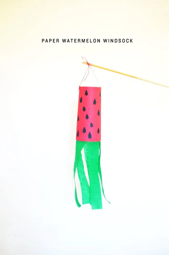 watermelon craft - summer crafts - crafts for kids- kid crafts - amorecraftylife.com #preschool #kidscraft #craftsforkids