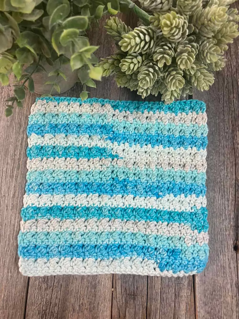 triple dot cotton crochet dishcloth pattern in blue and white